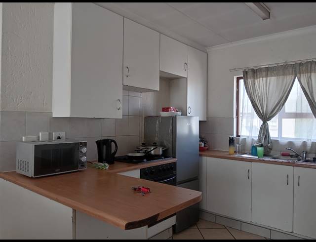 2 BEDROOM SECTIONAL TITLE FOR SALE IN BOKSBURG NORTH